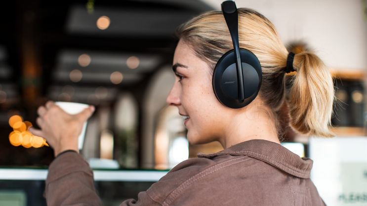 Bose מכריזה על אוזניות ה-Noise Cancelling Headphones 700
